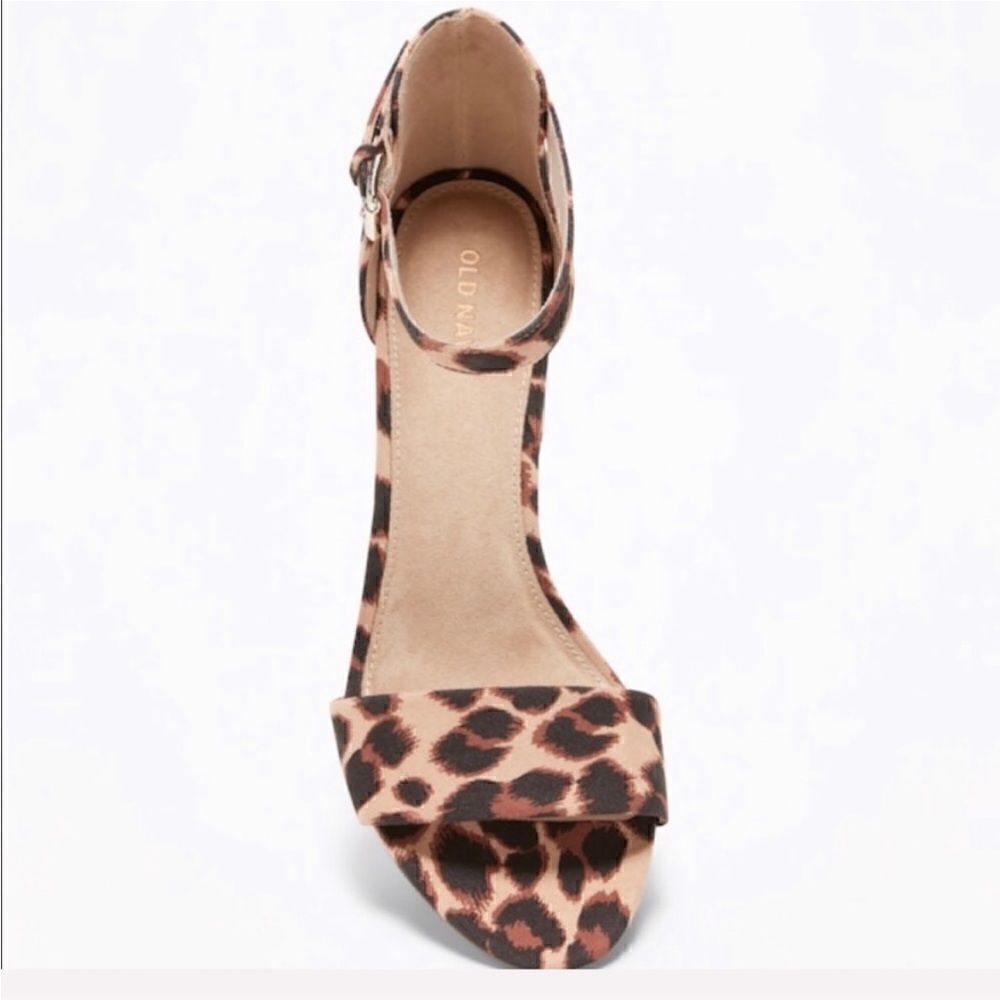 Old Navy Ankle Strap Block Heel Open
Toe Sandals Size 10 - Picture 3 of 12